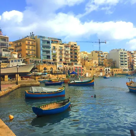 Luxury Garden View At Spinola Bay St Julians Apartment